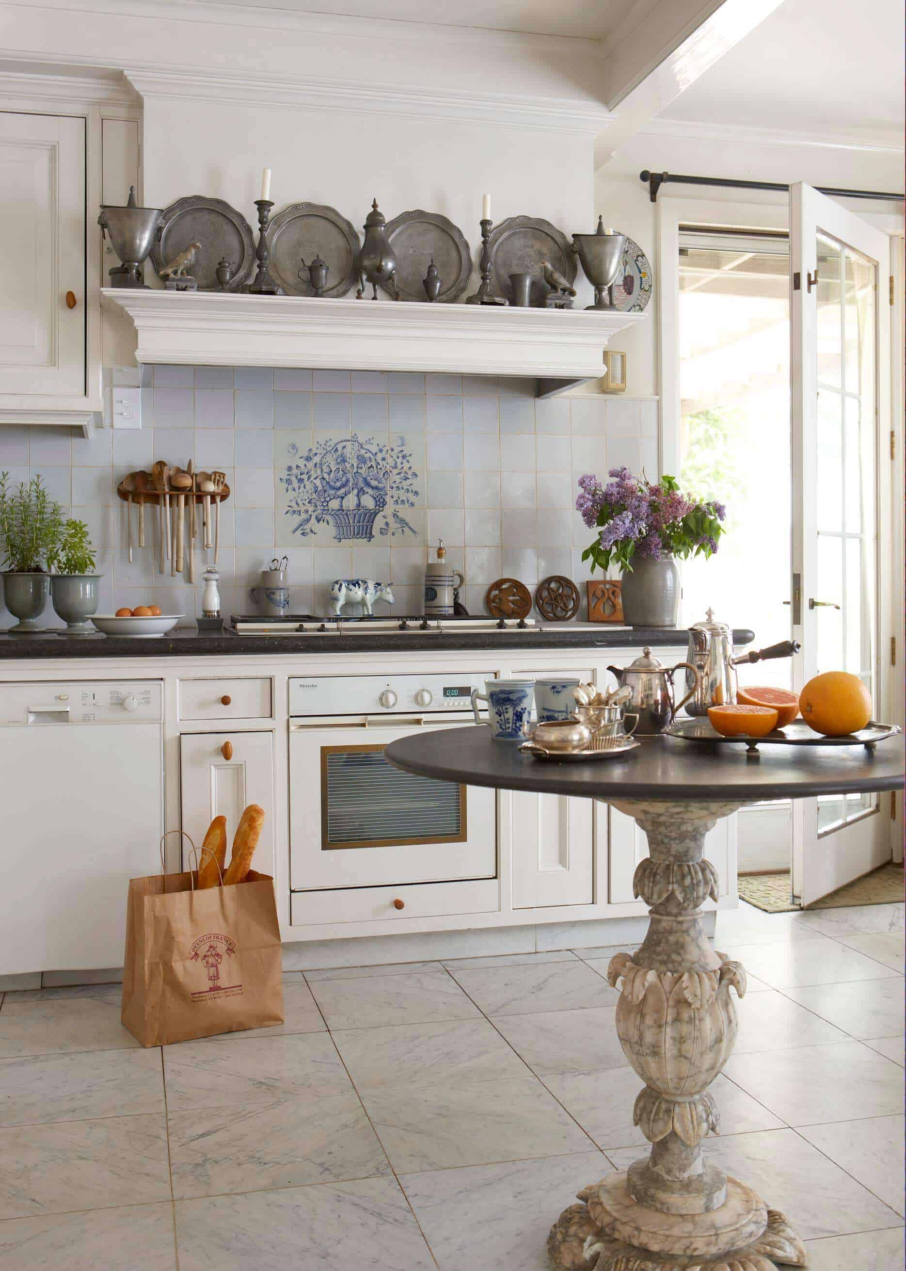 These French kitchen design pictures work as a useful tool for you to add to your decor vision board and planner for your new home kitchen. We invite you to pay attention to what makes these kitchens part of the French kitchen design. For more beautiful ideas go to https://thekitchenvibe.com