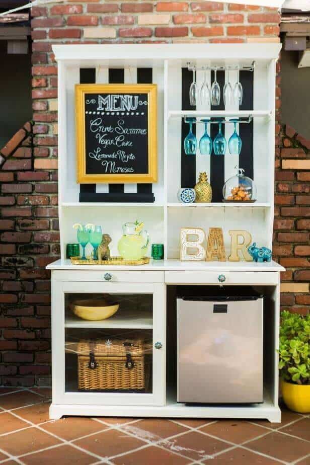 Kitchen mini fridge refrigerator solutions come in different ways to suit any kitchen. They are small and can be included under your counter or bar, or stay on a custom stand.